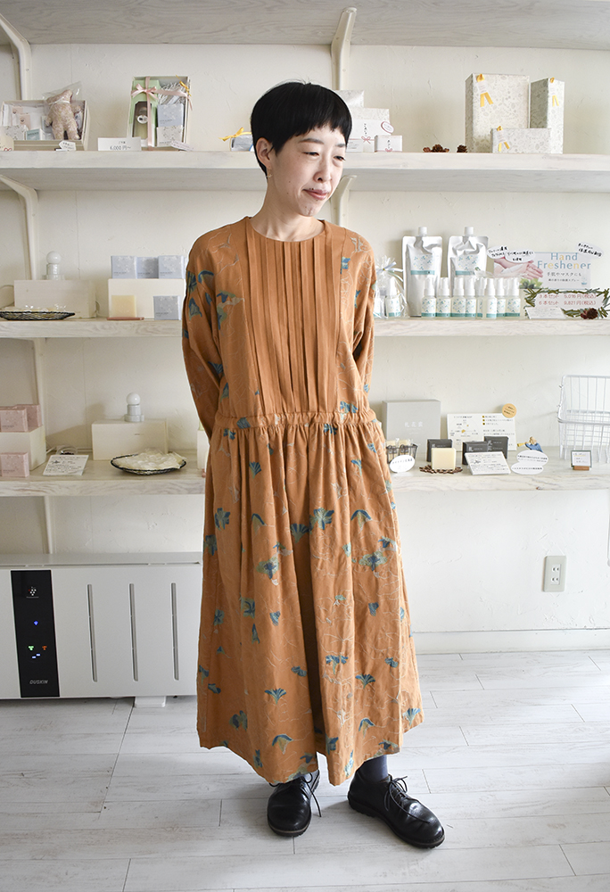 Siesta Blog | 【muuc展】刺繍の素敵なお洋服がたくさん届きました!